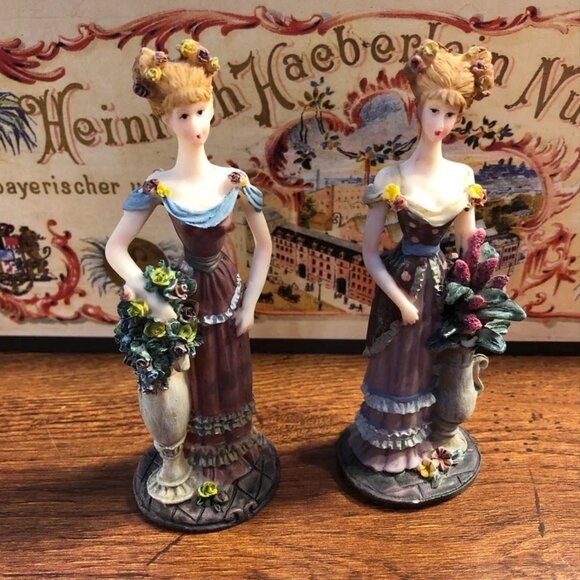 Victorian Lady Figurines - Picture 1 of 3